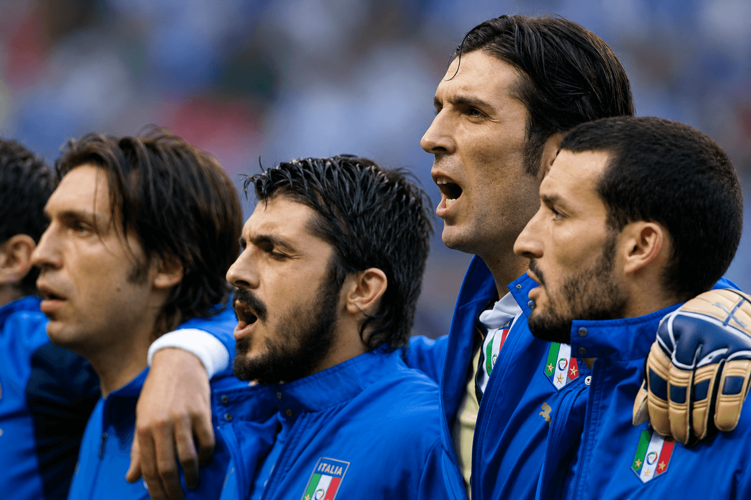 Buffon e Gattuso cantano l’inno